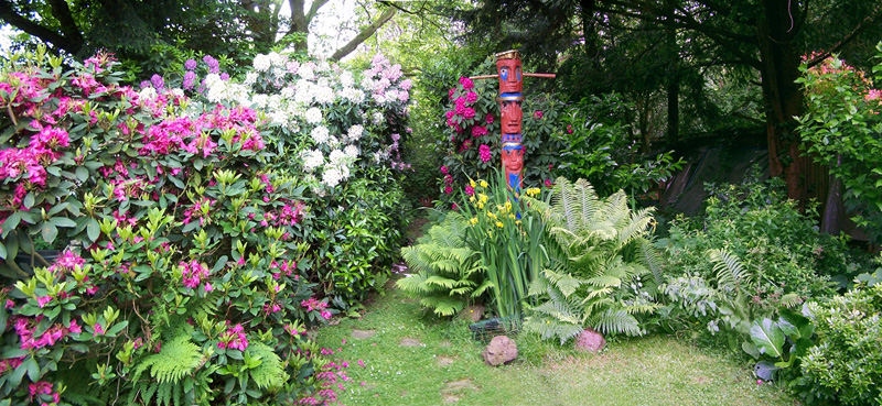 merellaan14_tuin_totem